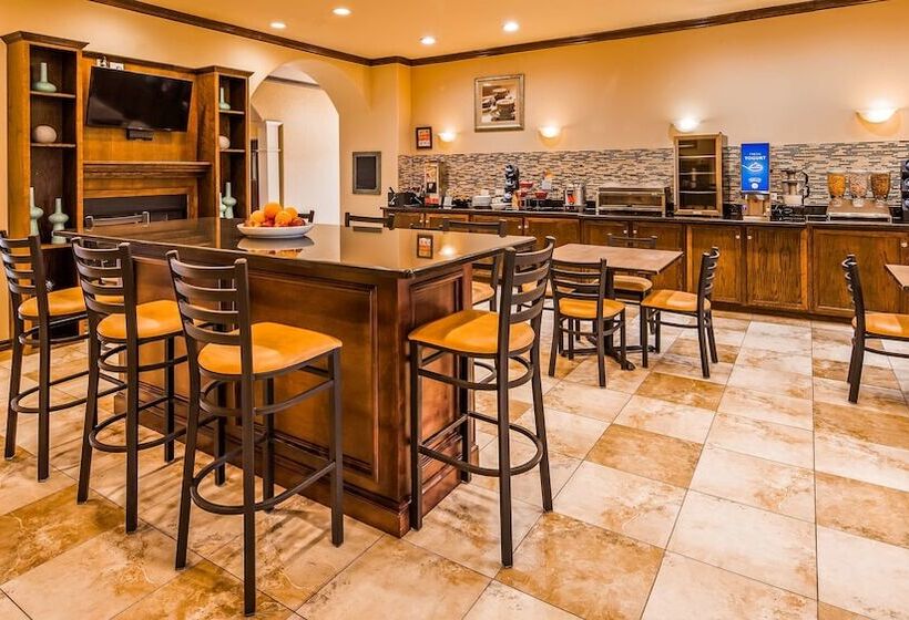 فندق Best Western Red River Inn & Suites