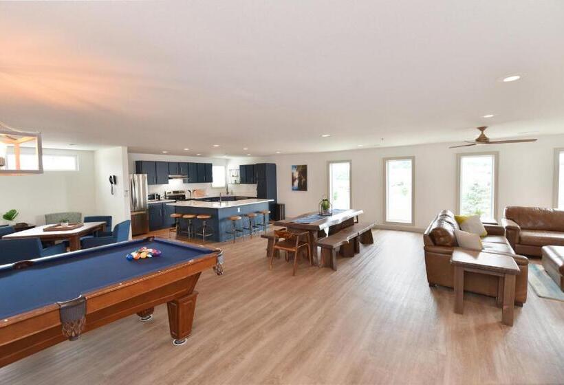 فندق Holiday Inn Express Wisconsin Dells, An Ihg