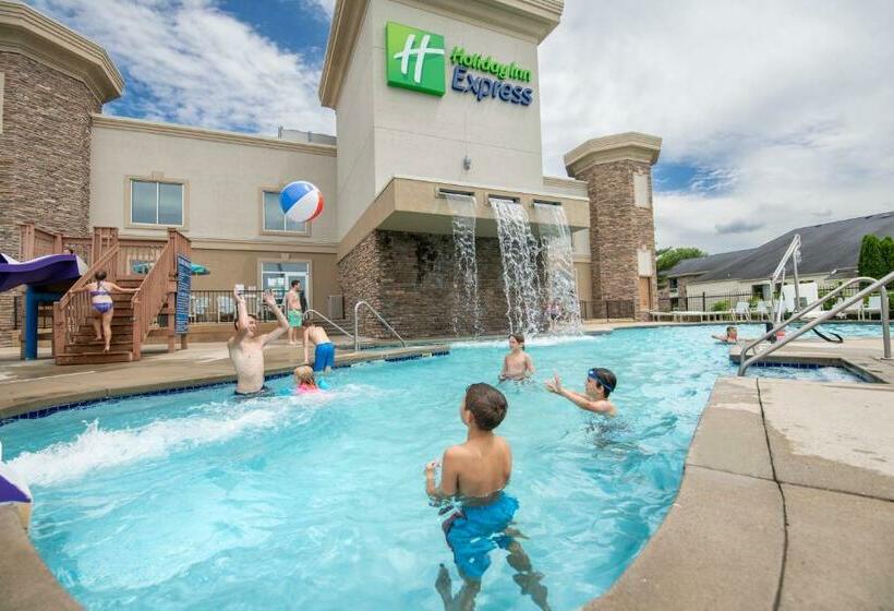 فندق Holiday Inn Express Wisconsin Dells, An Ihg