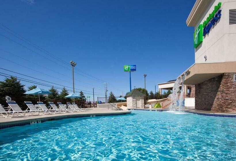 فندق Holiday Inn Express Wisconsin Dells, An Ihg
