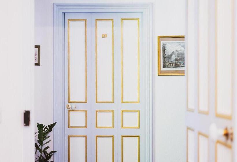 호텔 Hôtel Restaurant U Castellu Vizzavona