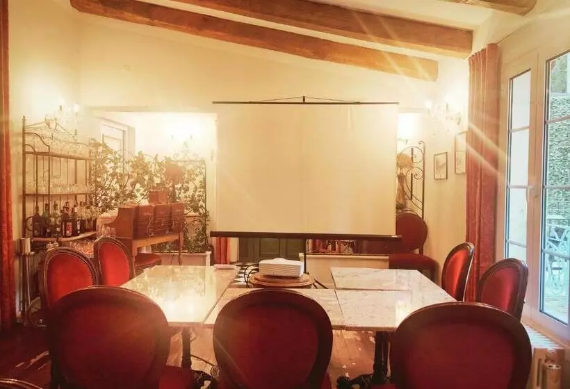 Отель Hôtel Restaurant U Castellu Vizzavona