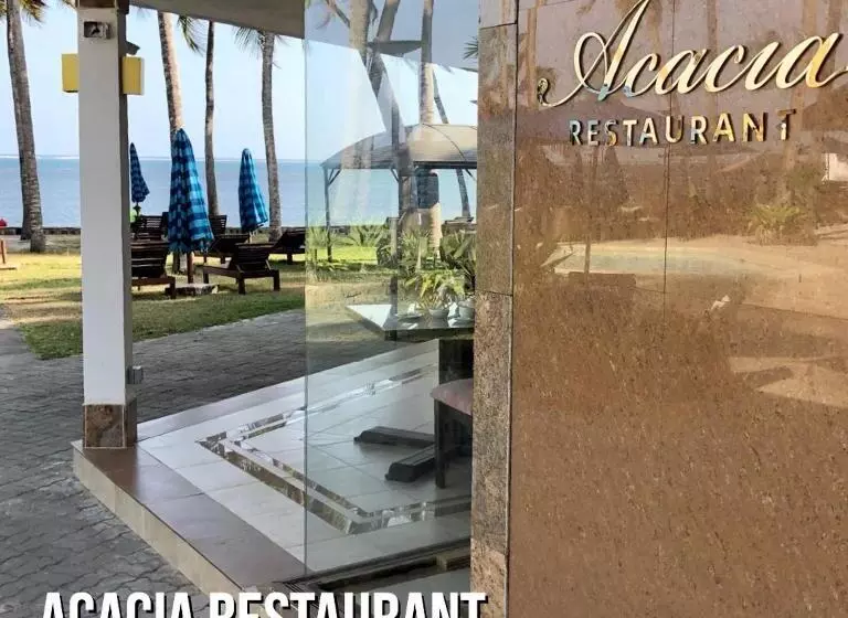 هتل Kenya Bay Beach