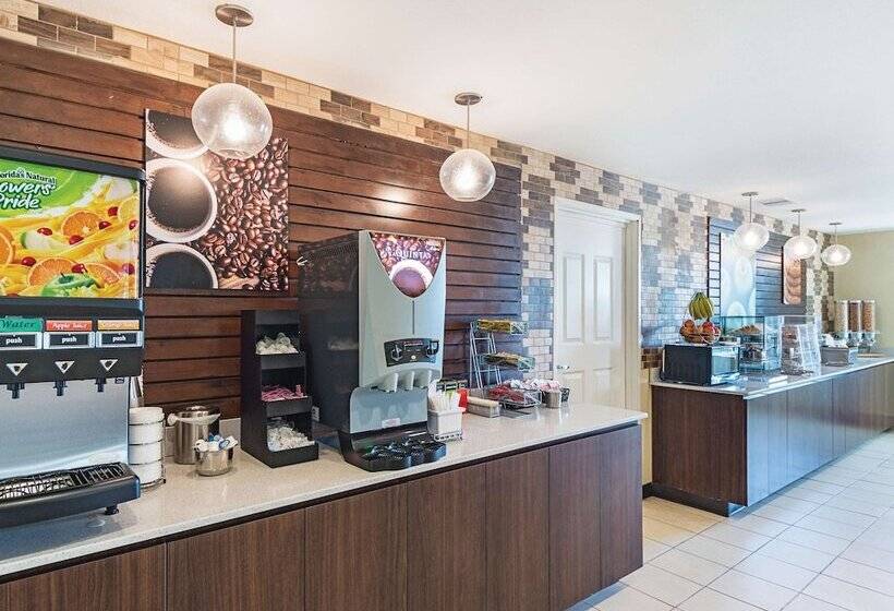 فندق La Quinta By Wyndham Mathis