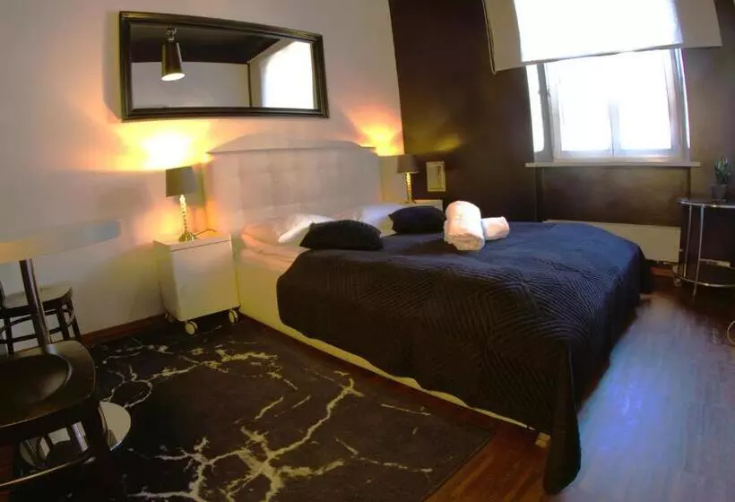 تختخواب و صبحانه Chmielna Guest House