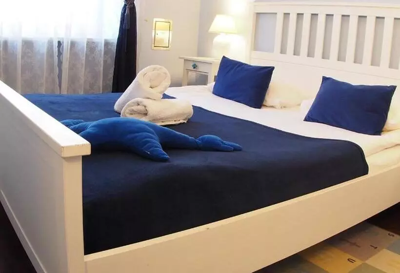 تختخواب و صبحانه Chmielna Guest House