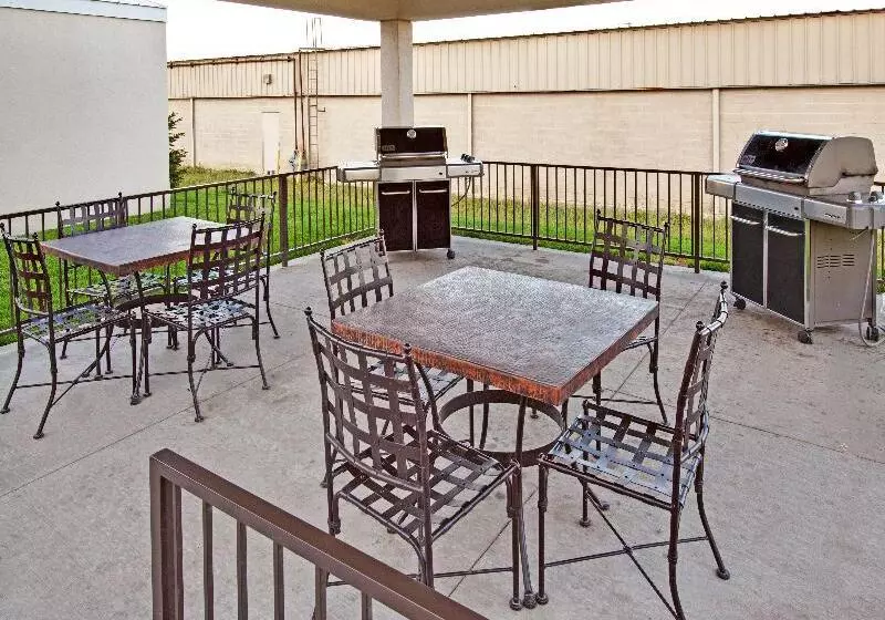 Candlewood Suites Williston, An Ihg