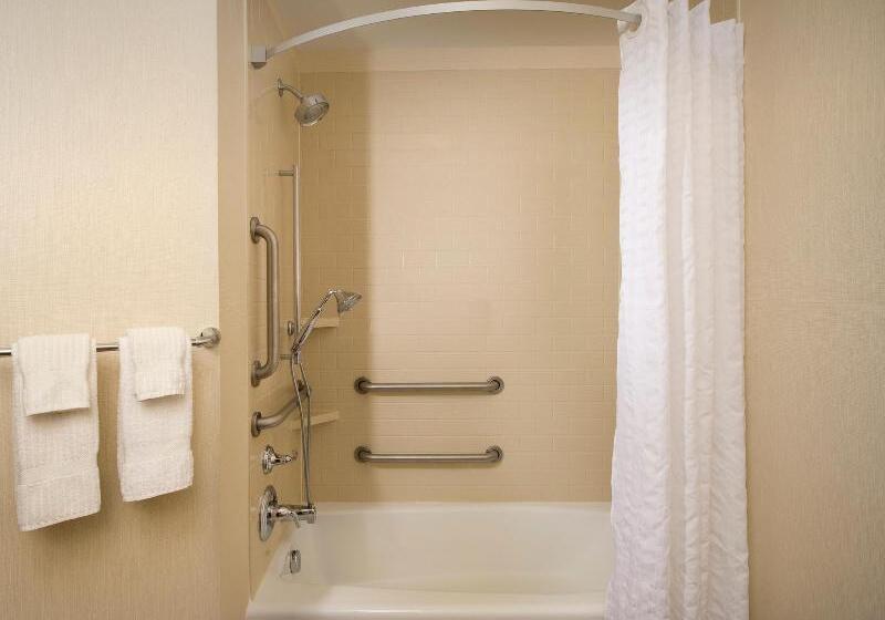 בית מלון כפרי Candlewood Suites Alexandria   Fort Belvoir By Ihg