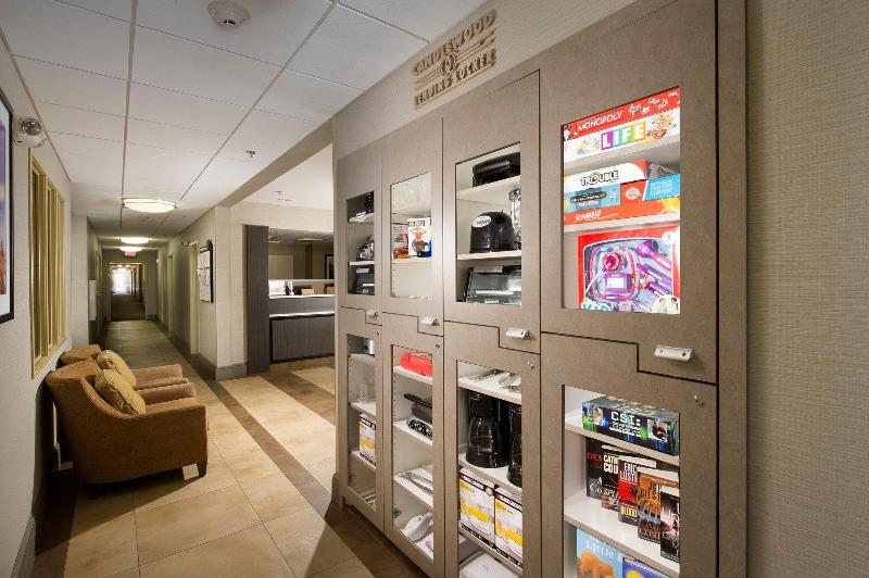 בית מלון כפרי Candlewood Suites Alexandria   Fort Belvoir By Ihg