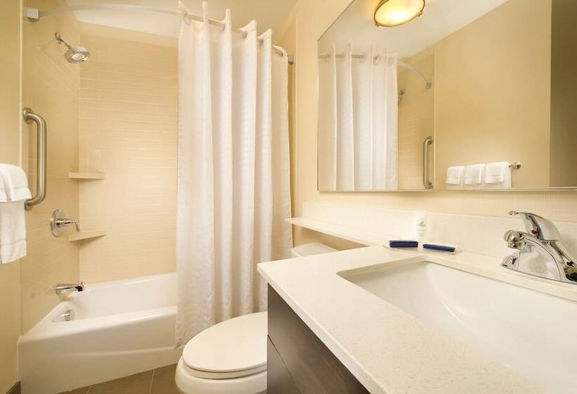 בית מלון כפרי Candlewood Suites Alexandria   Fort Belvoir By Ihg