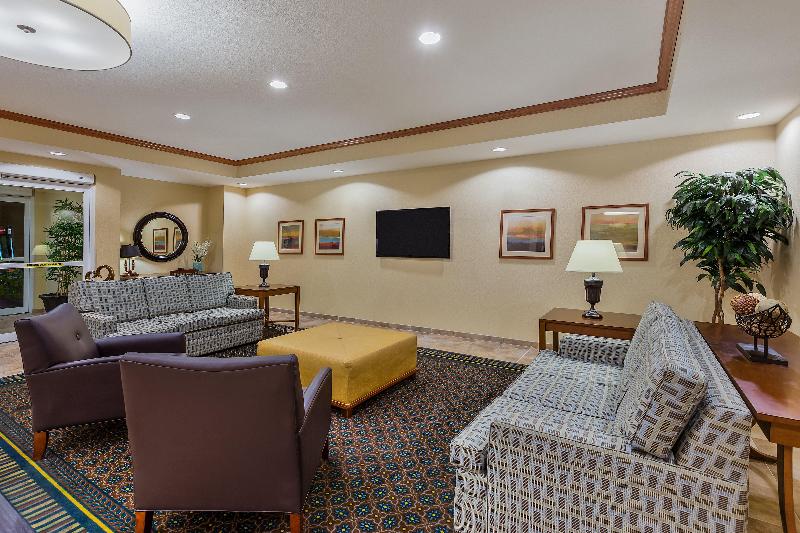 בית מלון כפרי Candlewood Suites Decatur Medical Center, An Ihg