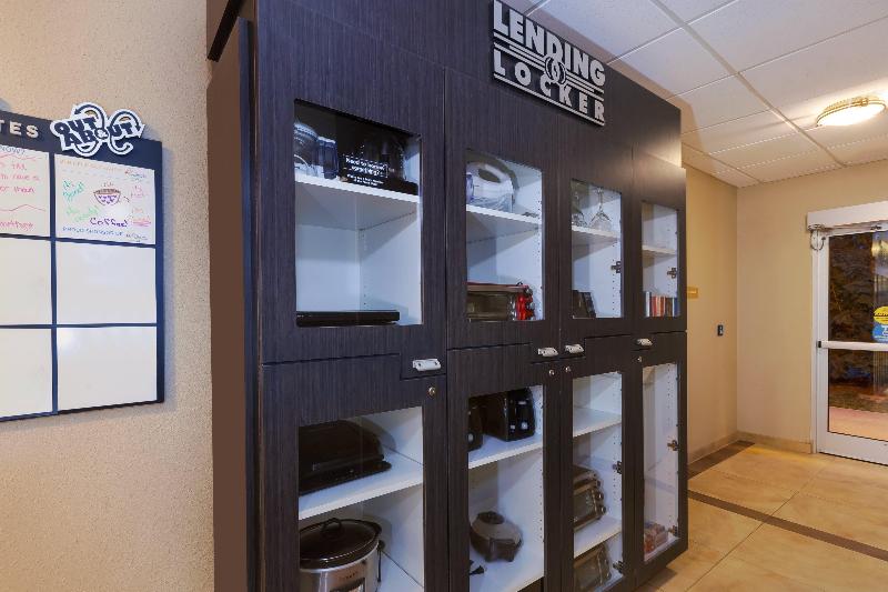 ホテル Candlewood Suites Rocky Mount, An Ihg