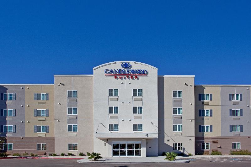 Отель Candlewood Suites Roswell, An Ihg