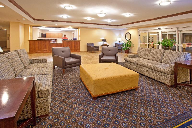 Отель Candlewood Suites Roswell, An Ihg