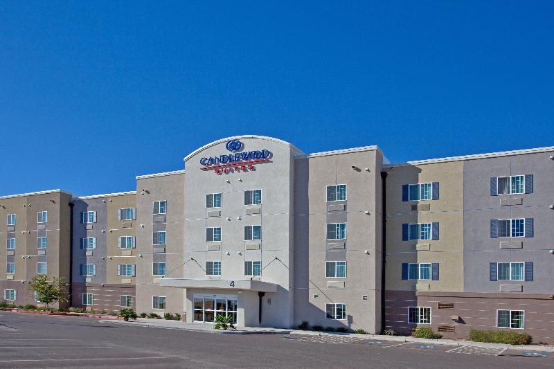 Отель Candlewood Suites Roswell, An Ihg