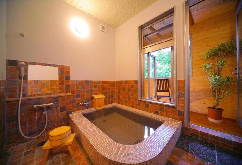 בית מלון כפרי Chuzenji Pension