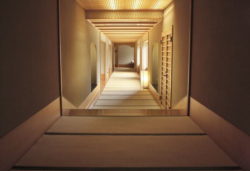 בית מלון כפרי Chuzenji Pension