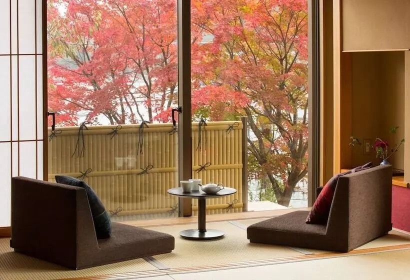 בית מלון כפרי Chuzenji Pension