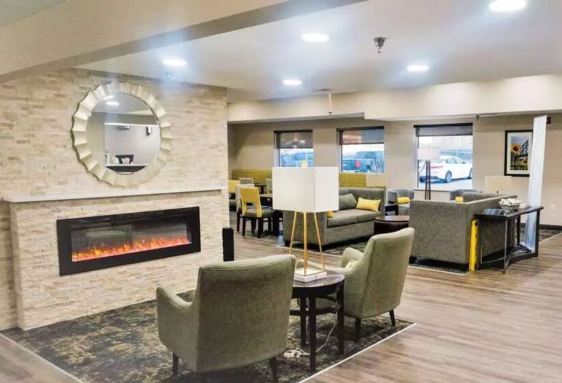 Отель Comfort Inn & Suites Conway