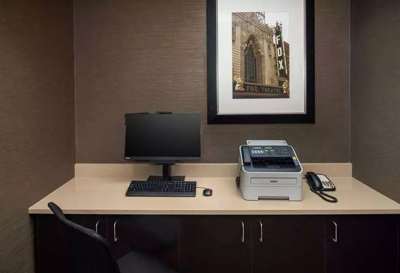 호텔 Embassy Suites By Hilton St. Louis Downtown