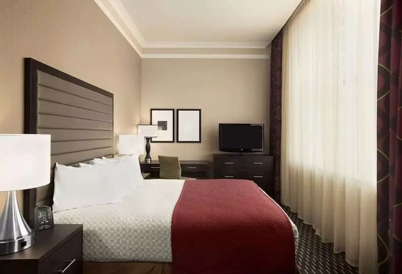 호텔 Embassy Suites By Hilton St. Louis Downtown