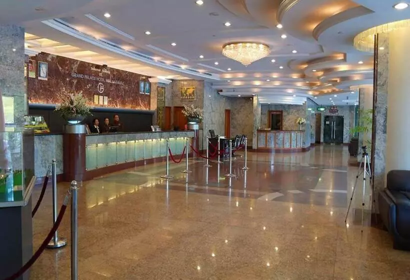 Hotel Grand Palace
