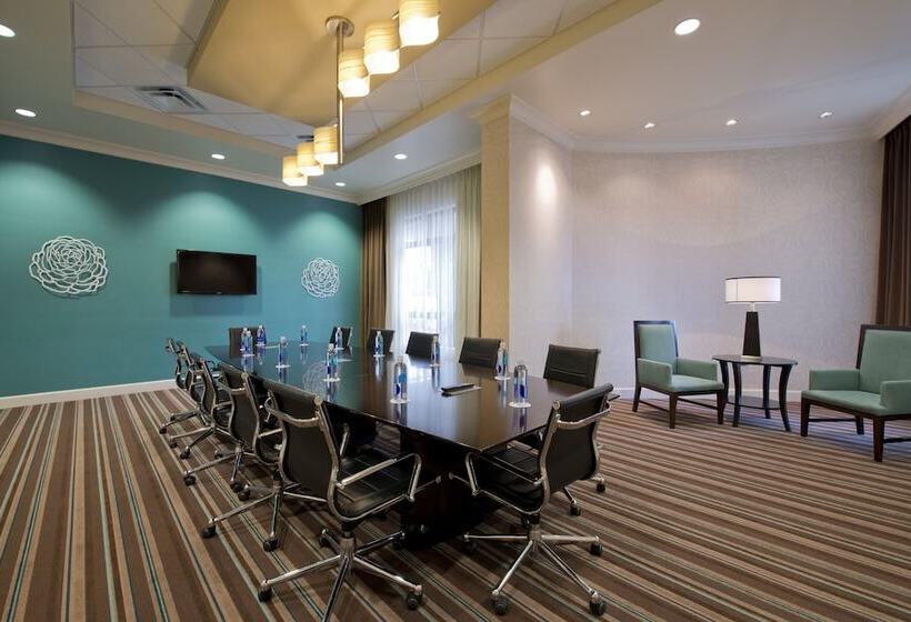 בית מלון כפרי Indigo Atlanta Airport   College Park By Ihg