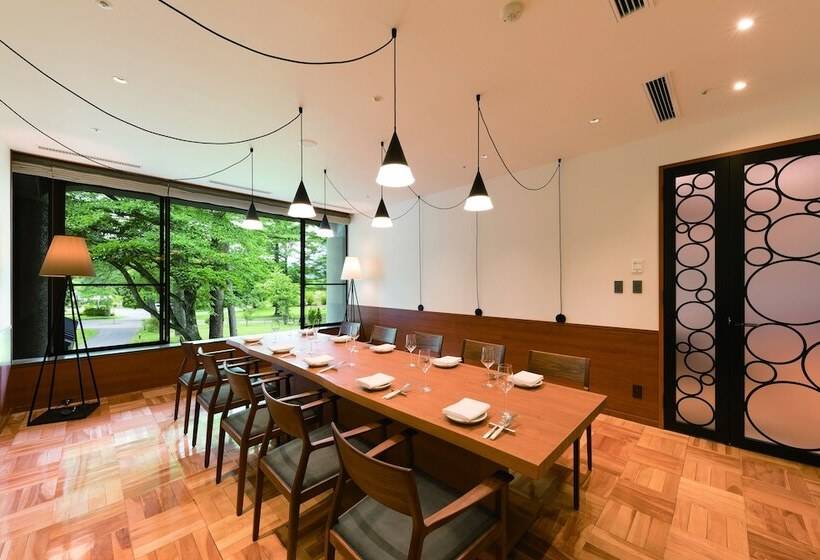 בית מלון כפרי The Prince Karuizawa