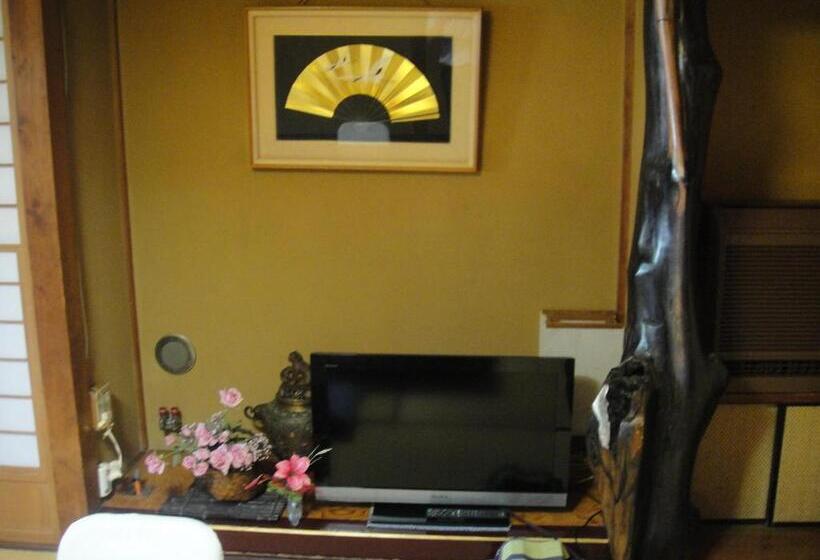 בית מלון כפרי Kurhaus Ishibashi Ryokan