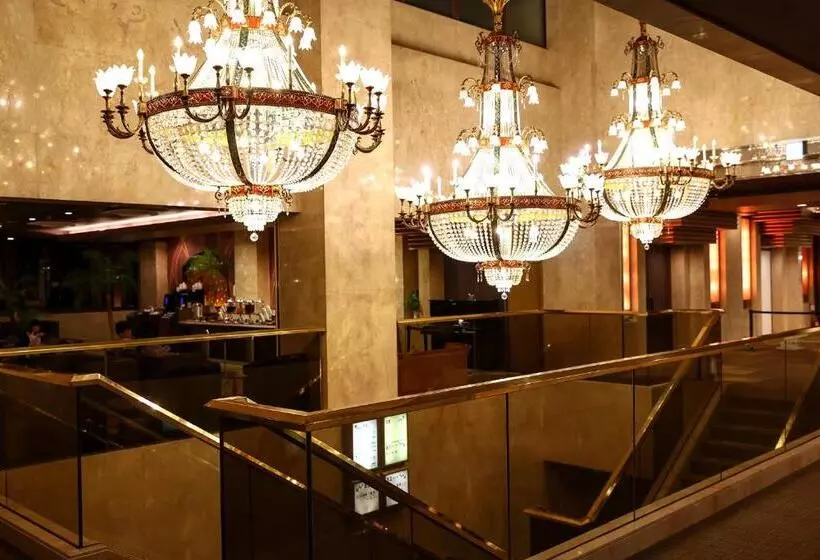 Hotelli Ooedo Onsen Monogatari Premium Kinugawa Kanko