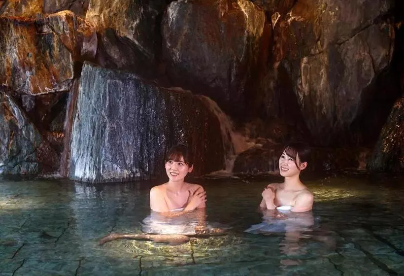 Hotelli Ooedo Onsen Monogatari Premium Kinugawa Kanko