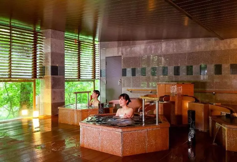 Hotelli Ooedo Onsen Monogatari Premium Kinugawa Kanko