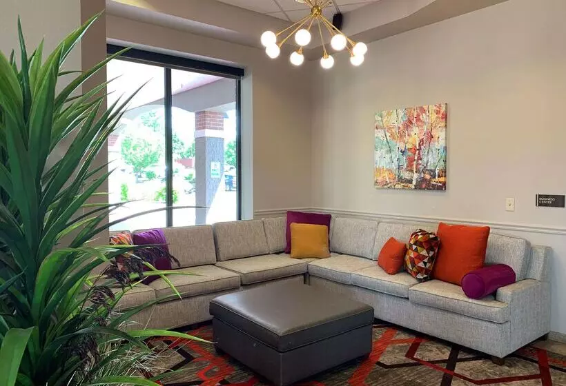 Radisson Hotel River Falls