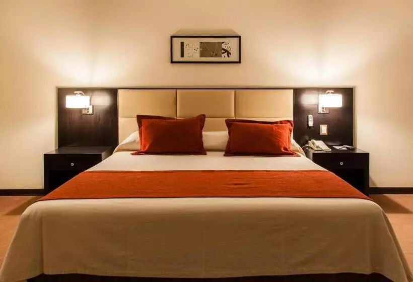 Howard Johnson Hotel & Casino