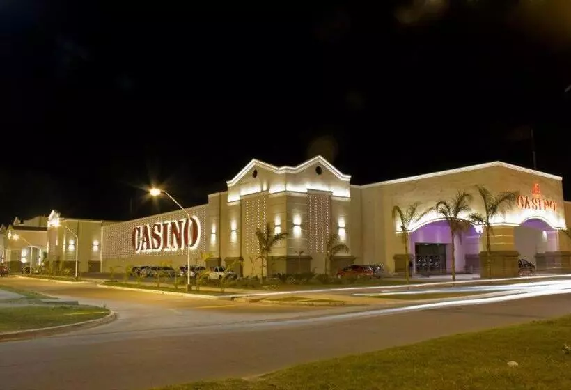 Howard Johnson Hotel & Casino