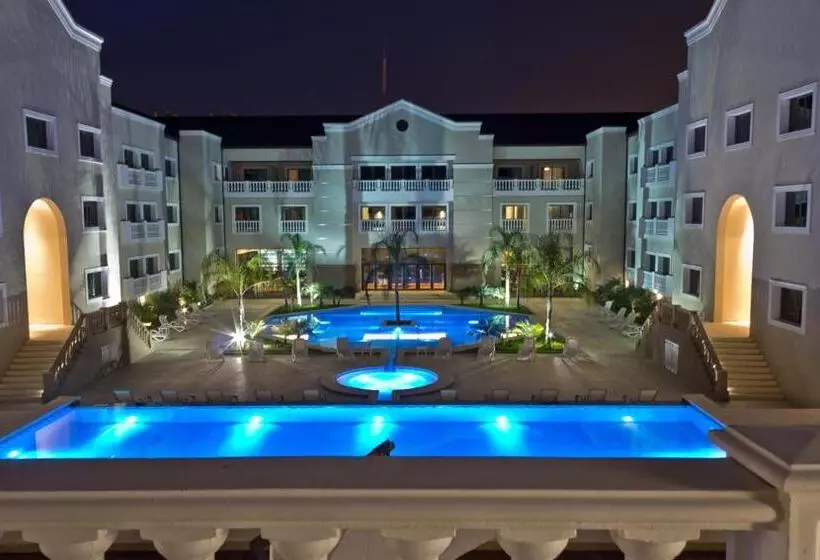 Howard Johnson Hotel & Casino