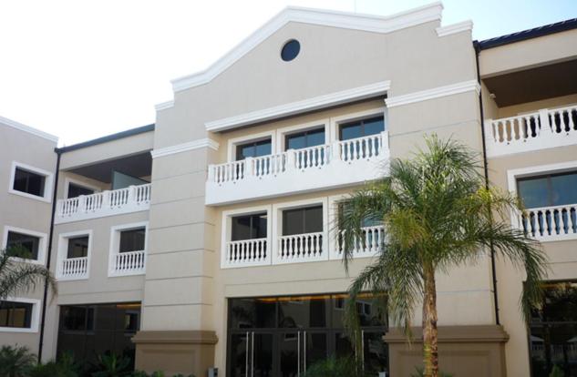 Howard Johnson Hotel & Casino