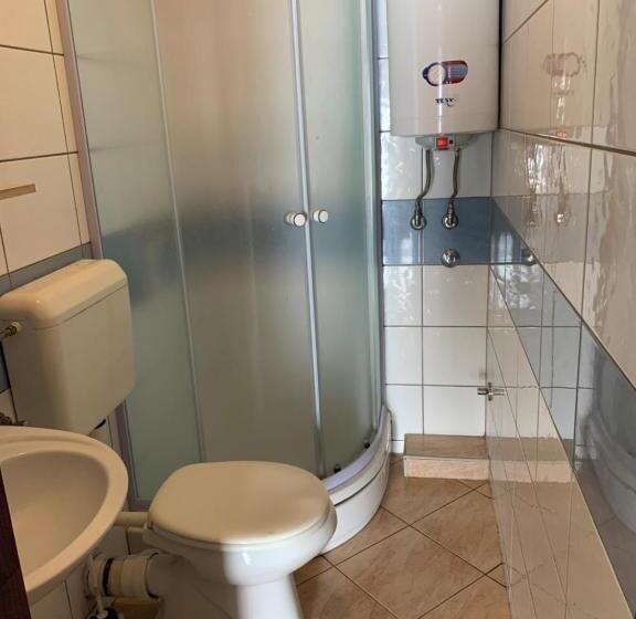 هاستل Rooms Villa Garden