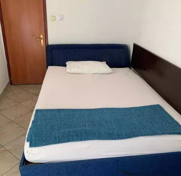 هاستل Rooms Villa Garden