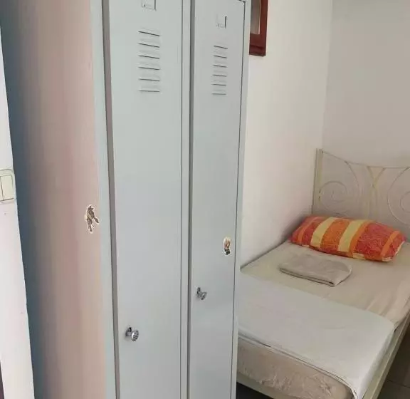 هاستل Rooms Villa Garden