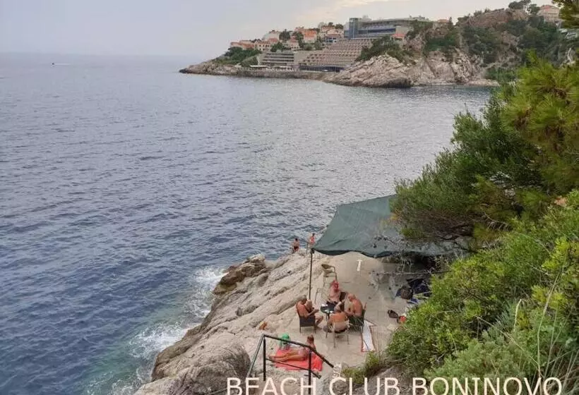 هاستل Rooms Villa Garden