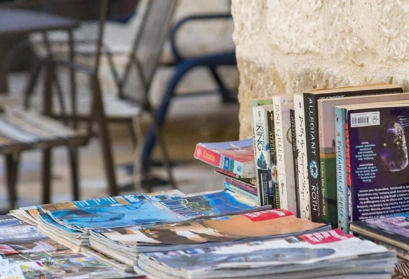 فندق صغير Peruzovic Rooms 1