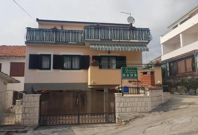 Apartments Ivona