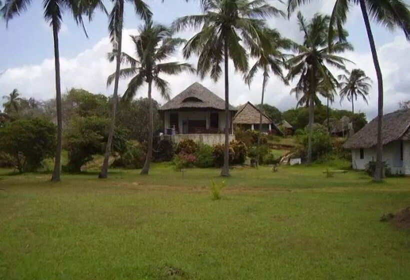 Hillpark Hotel   Tiwi Beach