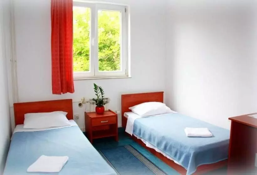 Hostel Dujam