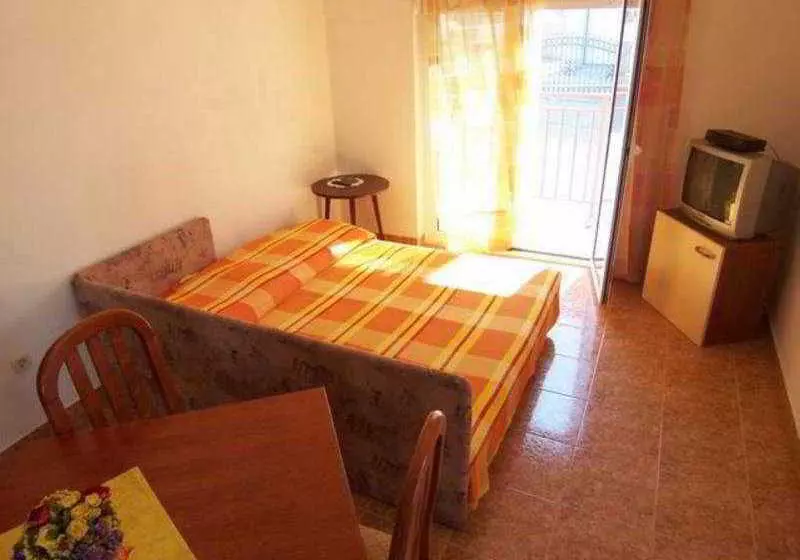 Apartamentos Ana