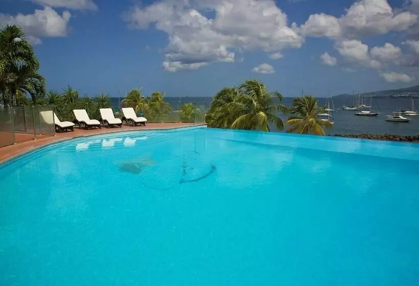 هتل Bakoua Martinique