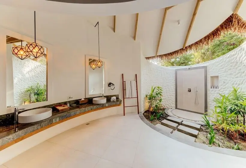 هتل Cinnamon Dhonveli Maldives