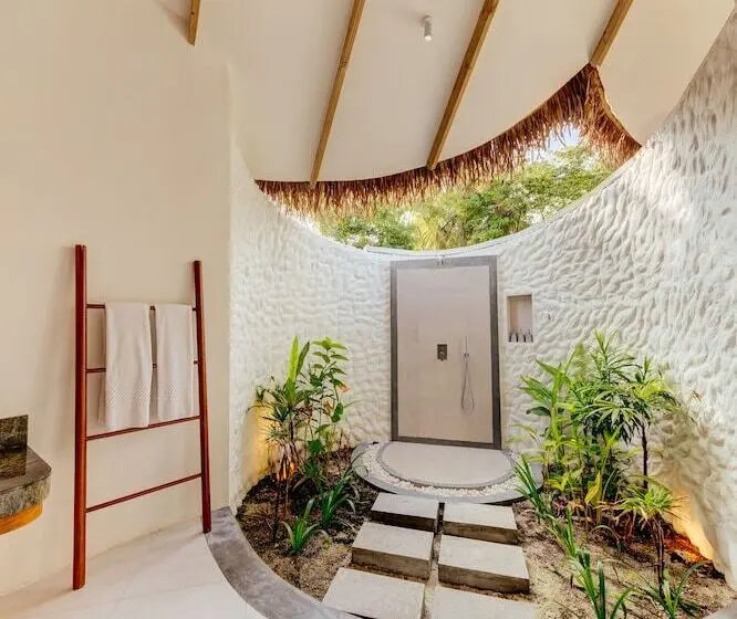 هتل Cinnamon Dhonveli Maldives