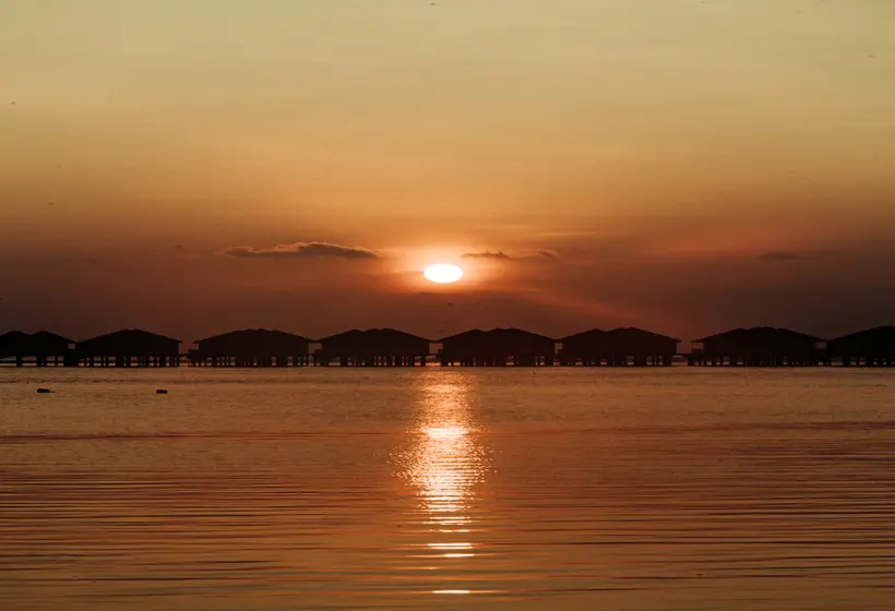 هتل Cinnamon Dhonveli Maldives